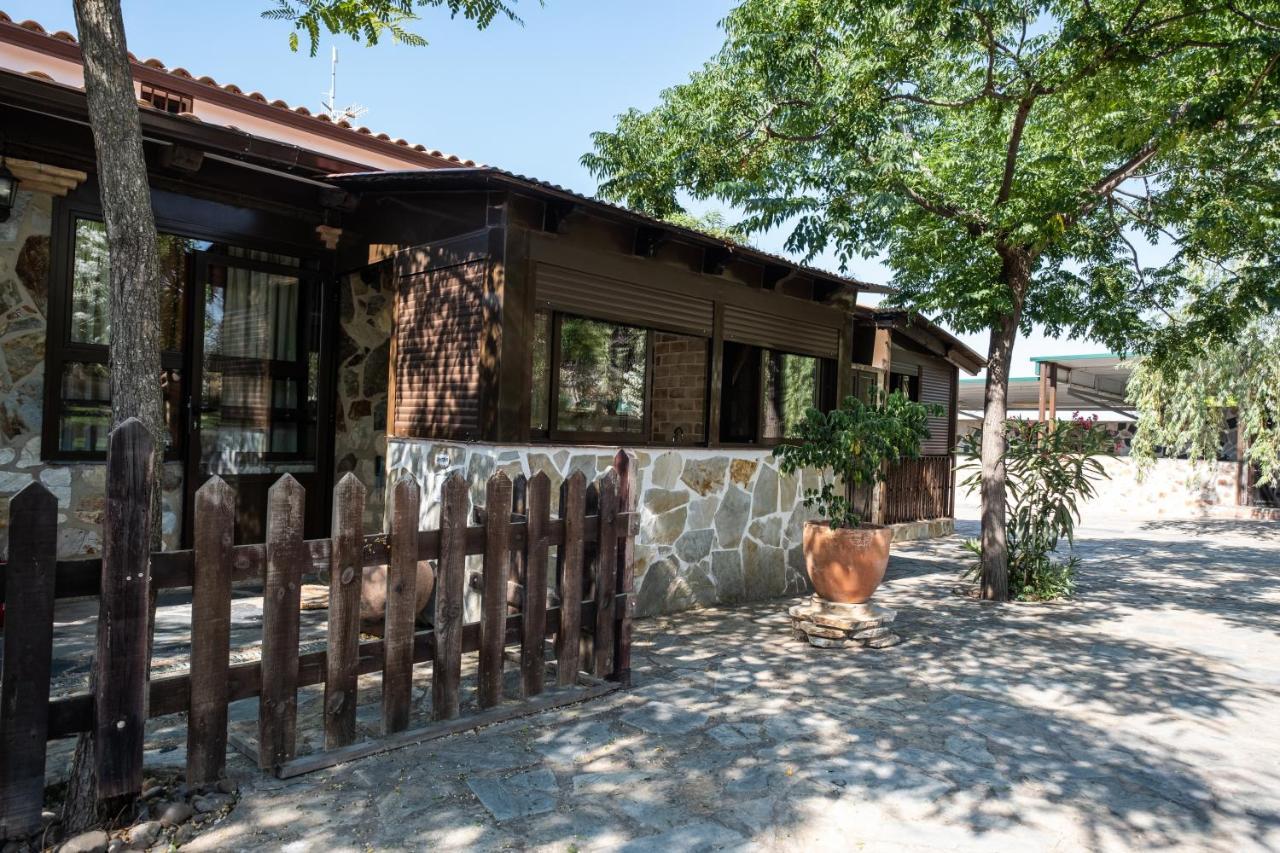 Hotel Rural Finca La Herencia Guadalcanal Exterior photo